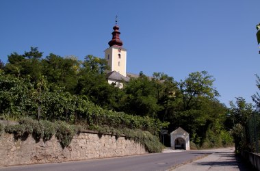 Pfarrkirche Feuersbrunn, © Michaela Koller Pfarrkirche Feuersbrunn, © Michaela Koller