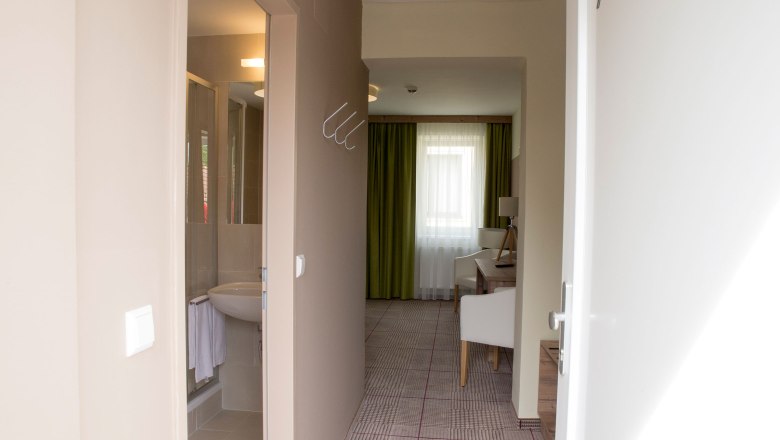 View from the entrance into the room, &copy; Miguel Dieterich