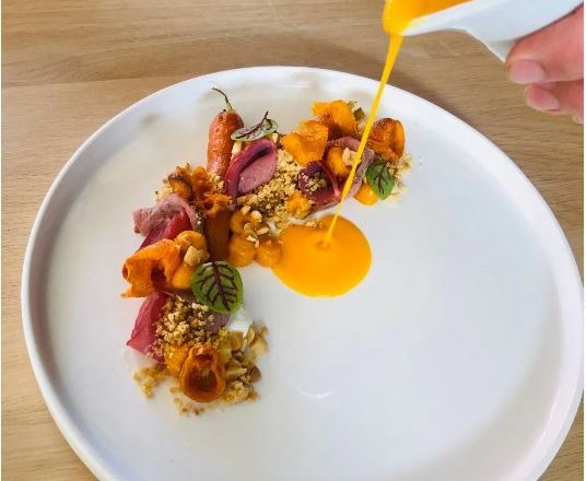 Aris Cantina, &copy; Aris Cantina