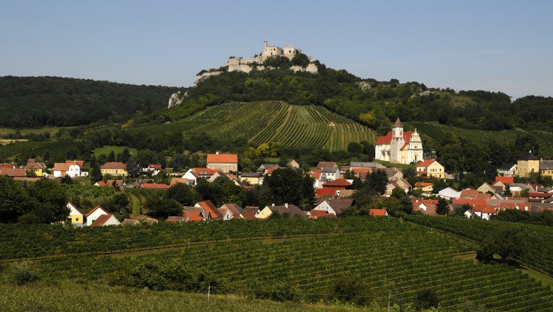 Falkenstein im Sommer, © Weinviertel Tourismus / Mandl