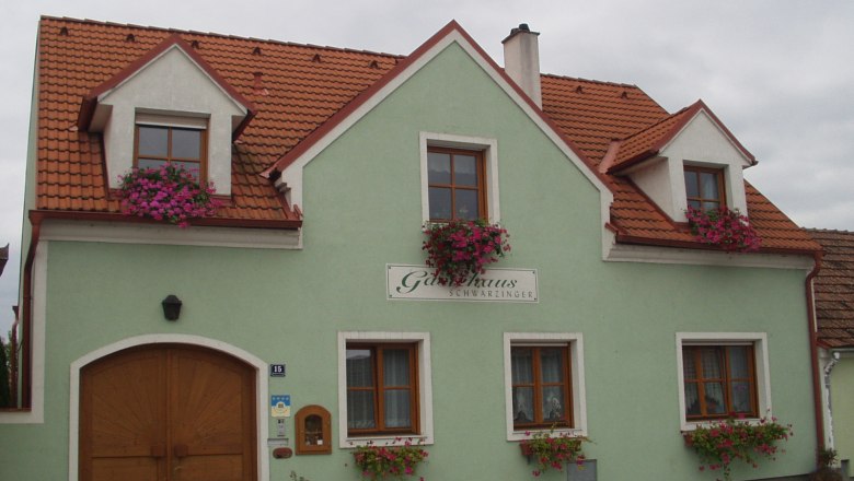 p1010027_1, &copy; Schwarzinger